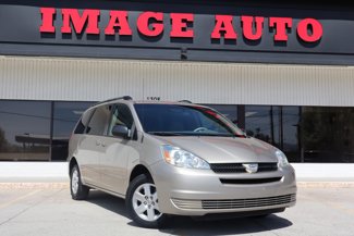 Used 2004 Toyota Sienna CE image 1