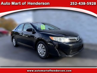 Used 2013 Toyota Camry image 1