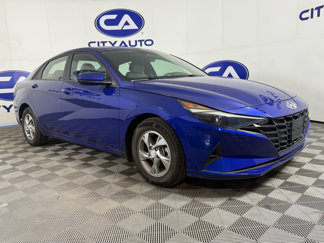 Used 2021 Hyundai Elantra SE image 1