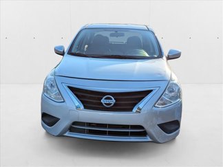Used 2017 Nissan Versa SV video 2