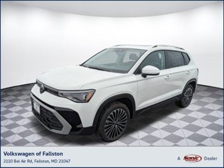 New 2025 Volkswagen Taos SE image 1