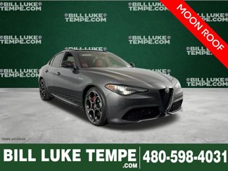 Used 2022 Alfa Romeo Giulia Veloce image 1