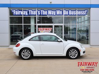 Used 2016 Volkswagen Beetle 1.8T SE image 1
