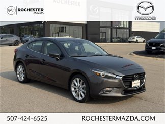 Used 2017 MAZDA MAZDA3 Grand Touring image 1
