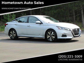 Used 2022 Nissan Altima 2.5 SV image 1