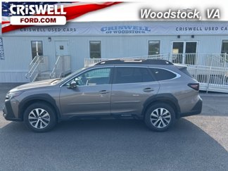 Used 2024 Subaru Outback Premium image 1