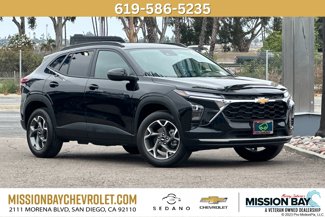 Certified 2024 Chevrolet Trax LT image 1