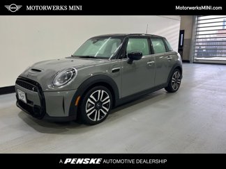 Certified 2022 MINI Cooper S image 1