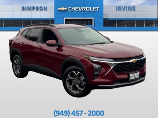 Used 2025 Chevrolet Trax LT w/ Driver Confidence Package image 1