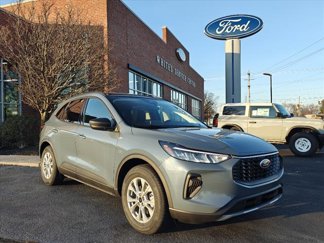 New 2025 Ford Escape Active w/ Cold Weather Package image 1
