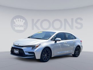 Used 2023 Toyota Corolla SE image 1