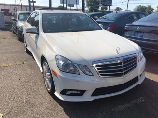 Used 2010 Mercedes-Benz E 550 4MATIC Sedan w/ Premium 2 Pkg image 1
