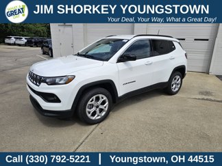 New 2025 Jeep Compass Latitude image 1