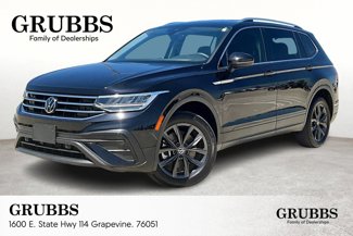 Used 2022 Volkswagen Tiguan SE image 1