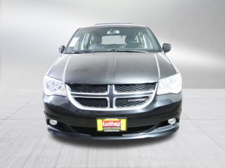 Used 2017 Dodge Grand Caravan SXT video 2