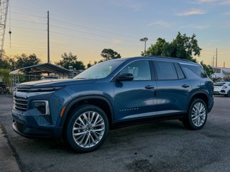New 2025 Chevrolet Traverse LT image 1