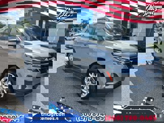 Used 2024 Chevrolet Equinox LT image 1