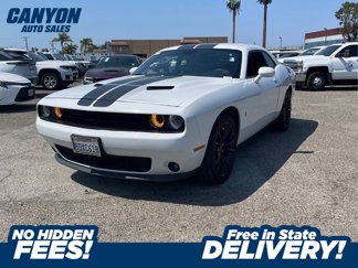 Used 2016 Dodge Challenger SXT w/ Blacktop Package image 1