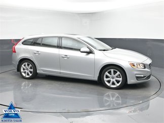 Used 2016 Volvo V60 T5 Premier image 1