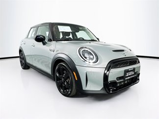 Used 2023 MINI Cooper S image 1