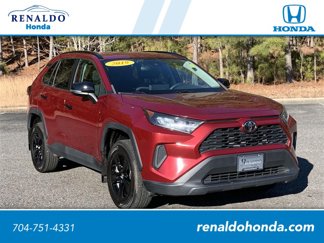 Used 2019 Toyota RAV4 LE image 1