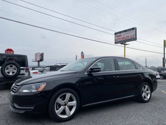 Used 2013 Volkswagen Passat 2.5 SE image 1