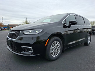 New 2025 Chrysler Pacifica Select image 1