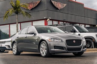 Used 2016 Jaguar XF Premium image 1