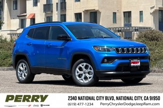 New 2025 Jeep Compass Latitude image 1