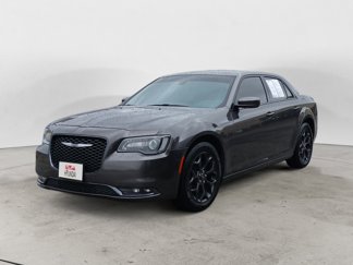 Used 2019 Chrysler 300 S image 1