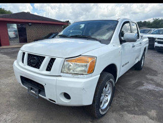Used 2009 Nissan Titan XE image 1