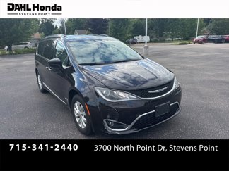 Used 2018 Chrysler Pacifica Touring-L w/ Advanced Safetytec Group image 1