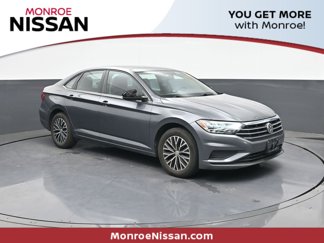 Used 2019 Volkswagen Jetta SE image 1