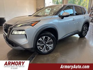 Used 2022 Nissan Rogue SV image 1