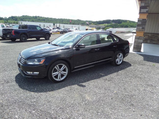 Used 2013 Volkswagen Passat TDI SE image 1