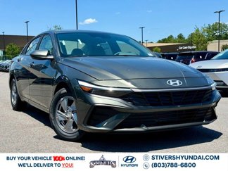 Certified 2024 Hyundai Elantra SE image 1