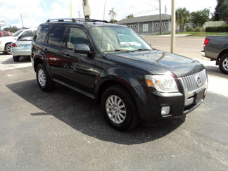 Used 2010 Mercury Mariner Premier image 1