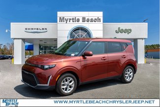 Used 2023 Kia Soul LX w/ LX Technology Package image 1