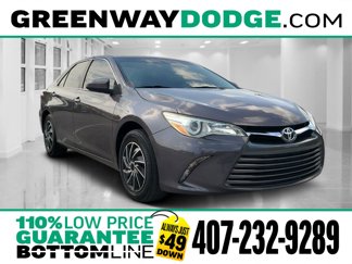 Used 2016 Toyota Camry LE image 1