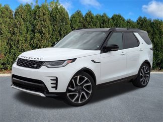 Used 2024 Land Rover Discovery Dynamic SE image 1