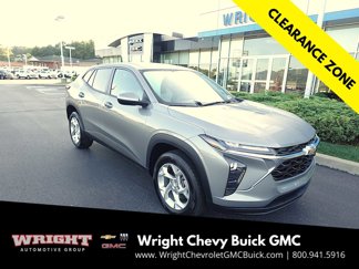 Used 2024 Chevrolet Trax LS w/ LS Convenience Package image 1