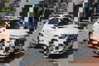 Certified 2022 Audi Q3 2.0T Premium image 1