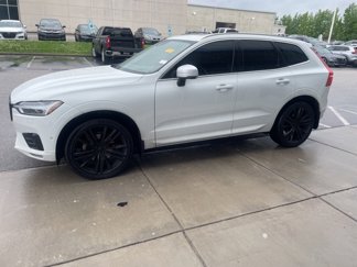 Used 2019 Volvo XC60 T5 R-Design image 1
