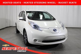 Used 2017 Nissan Leaf SV image 1