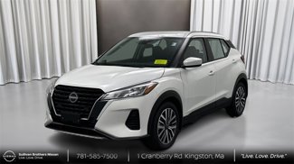 Certified 2023 Nissan Kicks SV image 1