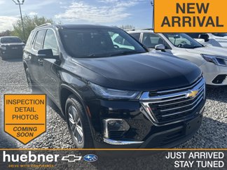 Used 2022 Chevrolet Traverse LT image 1