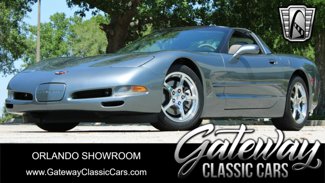 Used 2004 Chevrolet Corvette Coupe w/ Roof Package image 1