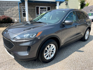 Used 2020 Ford Escape SE image 1