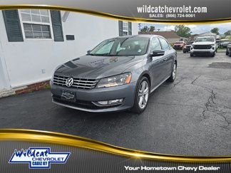 Used 2013 Volkswagen Passat 3.6 SE image 1
