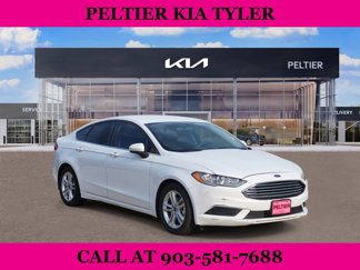 Used 2018 Ford Fusion SE w/ Fusion SE Technology Package image 1